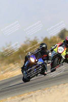 media/Jan-14-2024-SoCal Trackdays (Sun) [[2e55ec21a6]]/Turn 2 (1025am)/